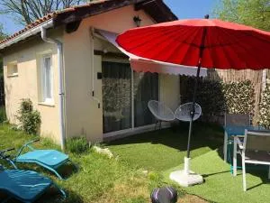 Studio accueillant à Hourtin de 19 m² avec jardin privé - 乌尔坦