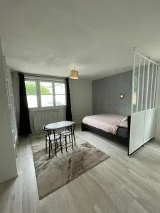 Apparemment Rennes - 圣雅克德拉朗德