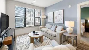 Landing at La Collina - 2 Bedrooms in University Circle - 克利夫兰