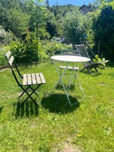 Maisons de vacances Maison 6 places, en plein coeur de l’Ariege, proche ski et nature : photos des chambres