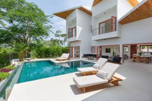 Elegant Ocean View Villa Serena