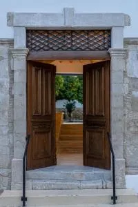 The Courtyard Episkopi Guest Houses - 埃皮斯科皮