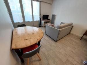 Appartements Residence Le Commodore - Agreable studio au coeur de la ville, quartier anime ! MAE-7864 : photos des chambres