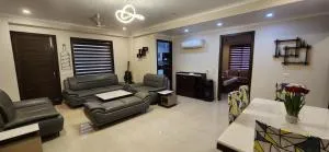 Vacation Paradise- Luxurious 3-bhk Flat near IGI Airport and ICC - Dwarka, New Delhi