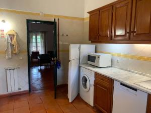 The S House - Santo Estêvão