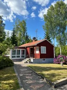 Egen stuga nära Åsnen, Tallbacken - Ryd