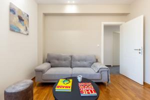 Holodek Apartments : Akropolis