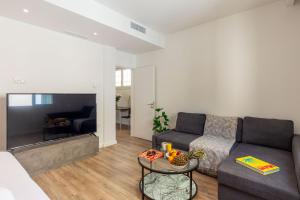 Holodek Apartments : Akropolis