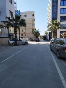 Glens Apartament at Qerret Beach