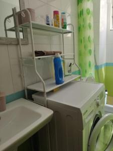 Glens Apartament at Qerret Beach