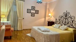 Double Room room in Hotel El Curro