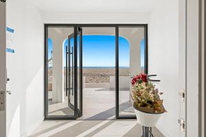 West Oceanfront Oasis 4