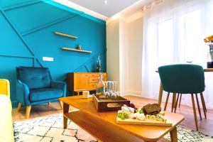 Bel AMI 02 - Turquoise & OR - Moderne Chic - Centre Ville - Accès Jardin - Clim - Wifi - Parking - Localisation idéale