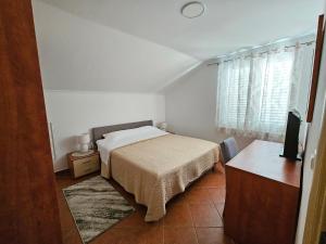 Apartment Ivana with a nice see view