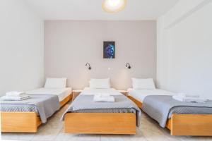 Triple Room room in Sandy Beach Annexe
