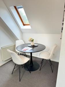 Appartment im DG Berlin 5 min zur Messe