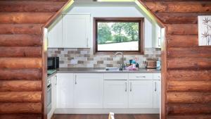 Ta Mill Cottages & Lodges - Brookview Lodge 1