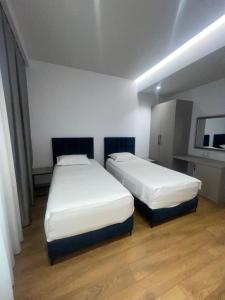 Twin Room room in City Center Hotel