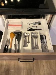 KS Paris studio appart near station Gare du Nord and gare de l Est