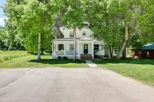 Home Near Downtown and Spearfish Canyon! - Hulett