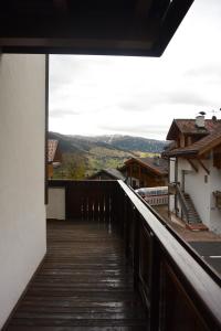 Apartment mit 2 Schlafzimmern und Balkon