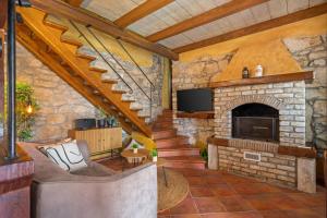 Luxury villa with a swimming pool Kozljak, Central Istria - Sredisnja Istra - 3399