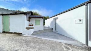 The Cliffs - La Maison du Puits