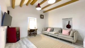 The Cliffs - La Maison du Puits