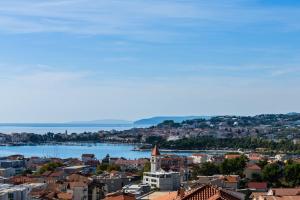 Luksuzni Apartman Marea u Podstrani - Vaš Raj na Obali