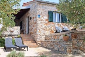 Secluded fisherman's cottage Cove Druce, Pasman - 23356