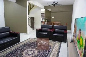 HAZZ Homestay 4 Bedrooms - Kampong Gua Petai