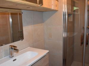 Charmante grange rénovée au calme, capacité 4 pers., balcon sud à Pralognan-la-Vanoise - FR-1-464-230