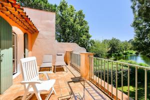 Les Villas aux Restanques du Golfe de St Tropez - maeva Home - Villa duplex 3 pièces 6 personnes vue sur le lac au calme - Prestige - super Home MAE-4892