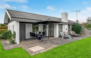 Gorgeous Home In Sydals With Wifi