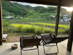 一日一組限定Hiroshimaのアウトドアキャンプ体験が満喫できる非日常古民家の宿草叢 - Nagōra