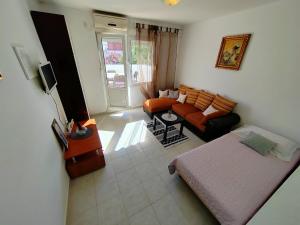 Poncho Apartment Close to Center