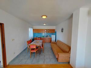 Close to Center Apartment Poly