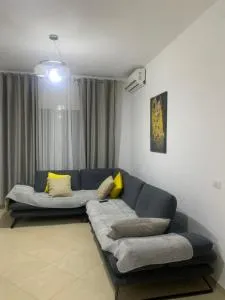 Ajslin’s Apartment - Goljemas