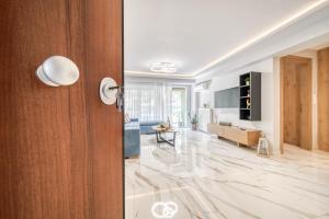 Athens Riviera, seaview, beachfront, Lux Apartment on Starbucks building