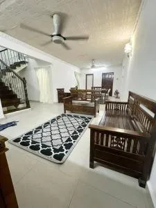 Homestay Serdang UPM MAEPS MARDI IOI CITY MALL - Serdang Lama