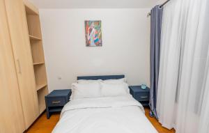 Scenic Serviced 2BR Ruaka Stay