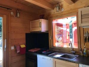Chalets chalet le daguet en Cevennes : photos des chambres