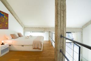 Del Re House, parking free