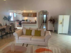 Villa en résidence proche de laéroport