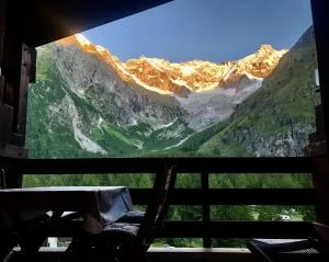 Joli logement pour 4 personnes à La Fouly - La Fouly