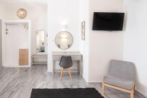 Swell S9 new studio in Naousa