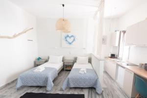 Swell S9 new studio in Naousa