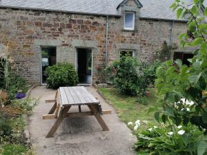 Maisons de vacances Gites Ferme de la Courbee : photos des chambres