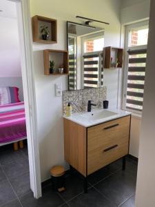 Appartements Sur la route des Monts : Appartement 2 Chambres