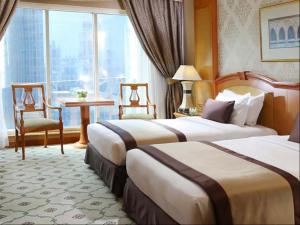 Knight Castle Hotel - Formerly known as Carlton Palace Hotel